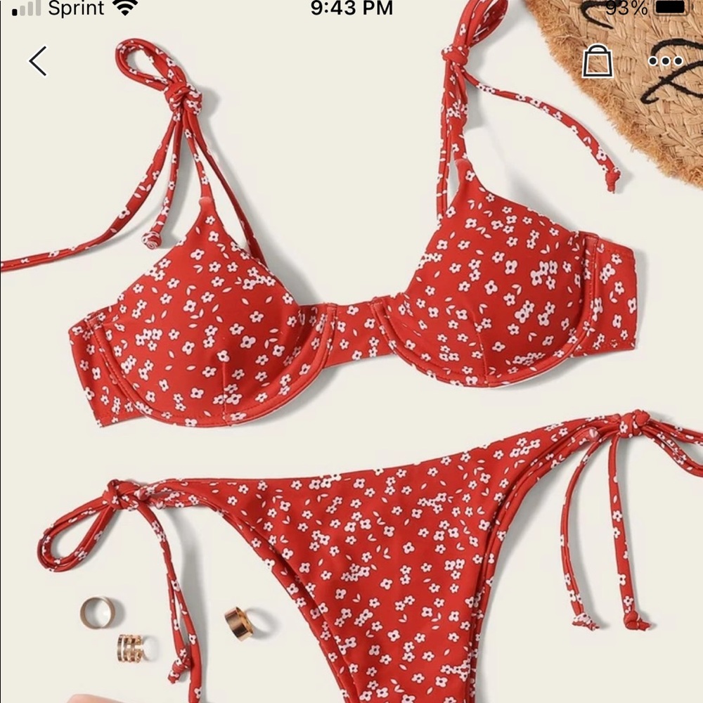 SHEIN Red Floral Bikini